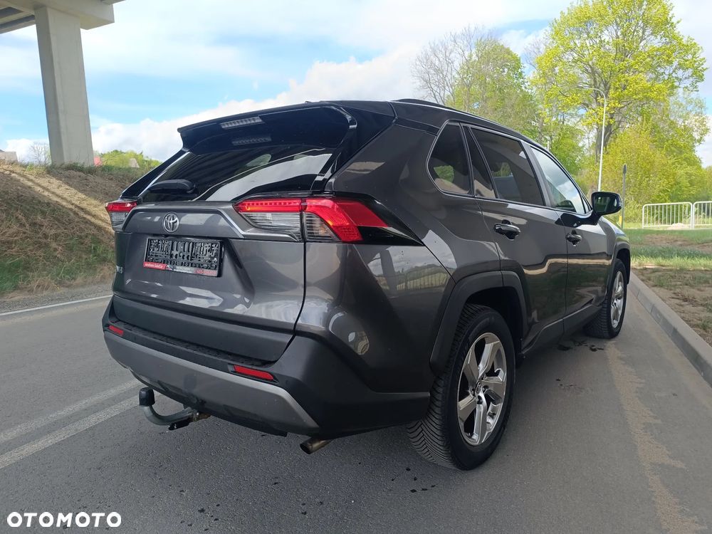 Toyota RAV4 - 23