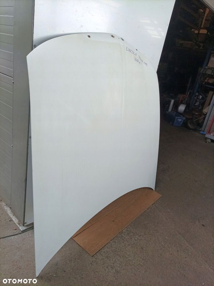 LINCOLN TOWN CAR LIMUZYNA MASKA POKRYWA SILNIKA - 3