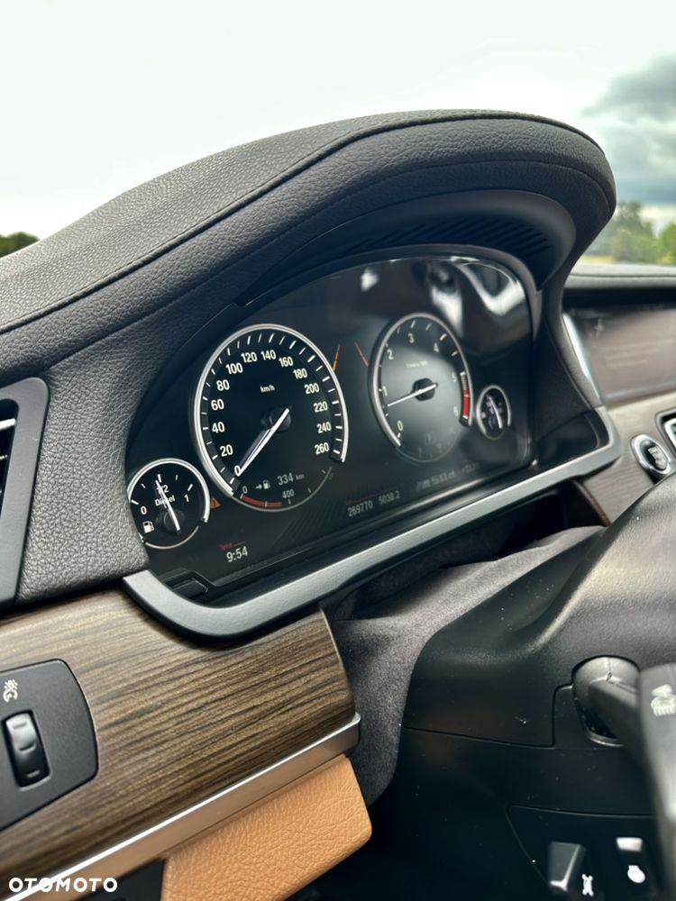 BMW Seria 7 750d xDrive - 25