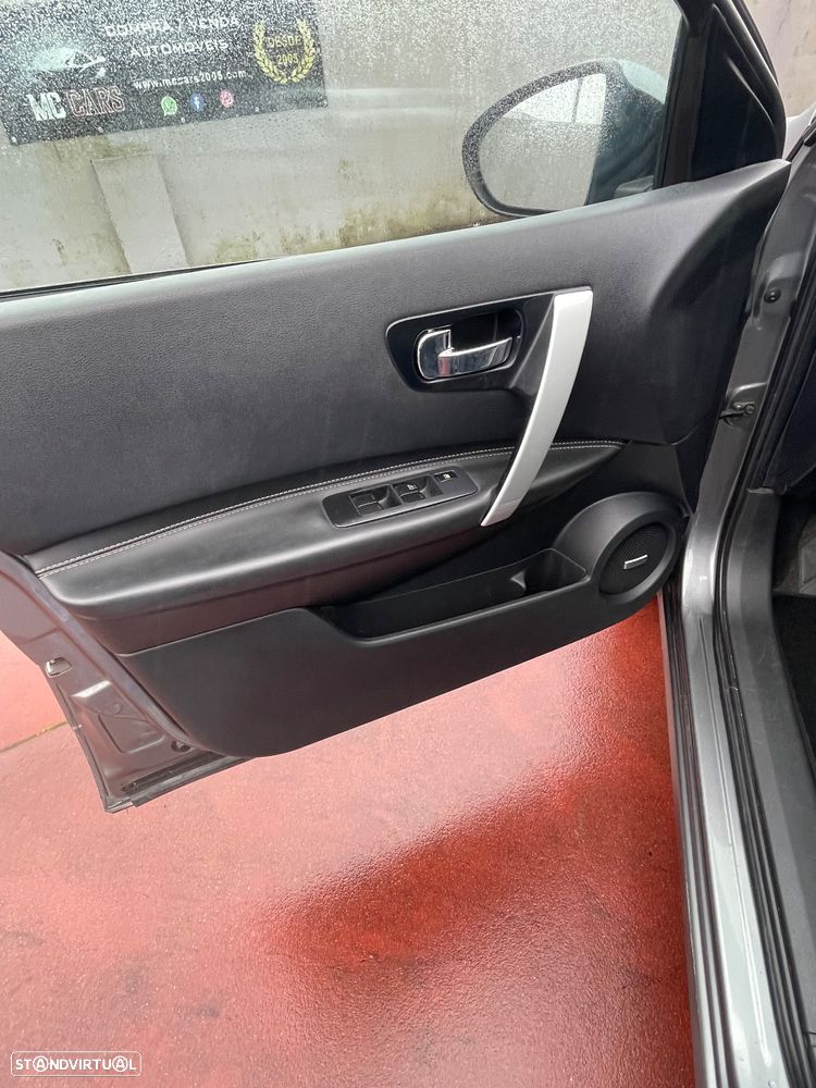 Nissan Qashqai +2 1.5 dCi Tekna Premium 18 360 - 12