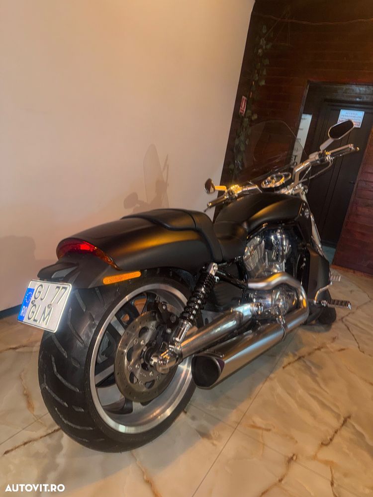 Harley-Davidson V-Rod Muscle - 3