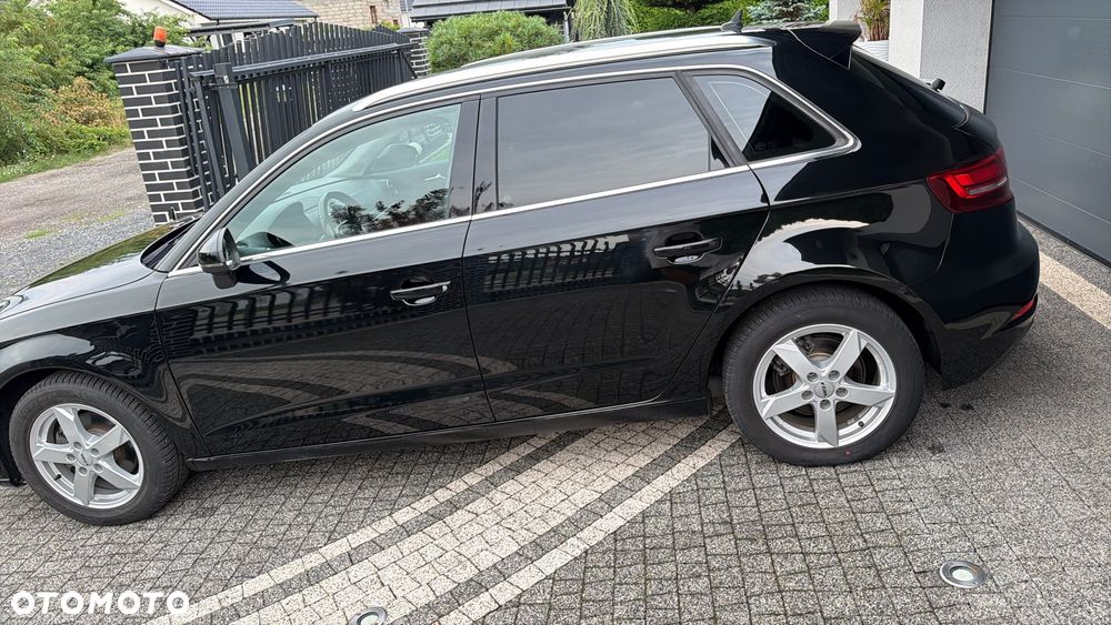 Audi A3 Sportback 1.2 TFSI Ambiente - 9