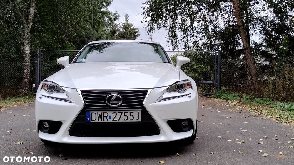 Lexus IS 200t Elite - 5