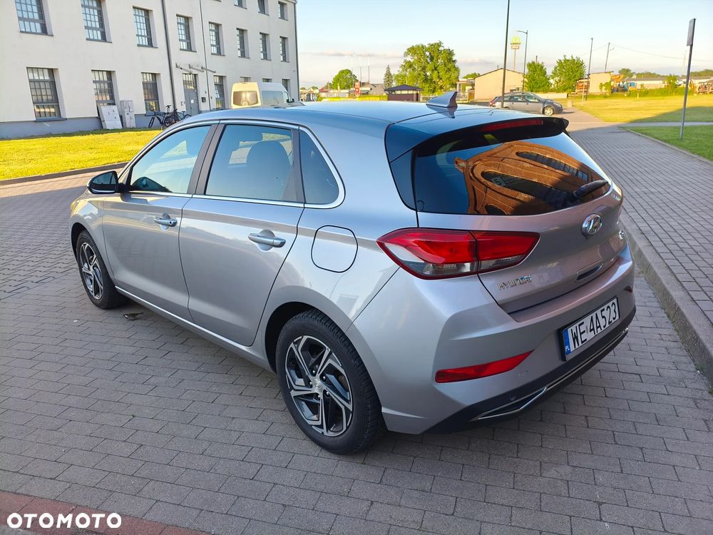 Hyundai i30 1.6 D Comfort DCT - 8