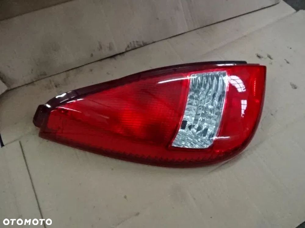 suzuki liana lampa tył lewa - 2
