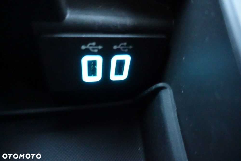 Ford Grand C-MAX - 28