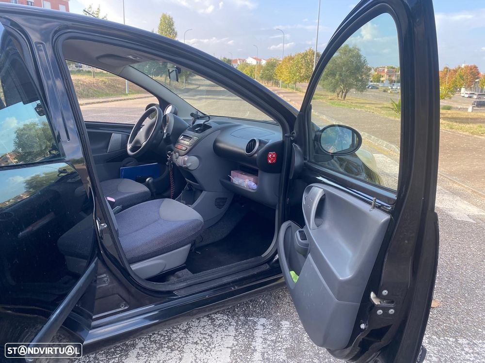 Peugeot 107 1.0 Trendy - 7