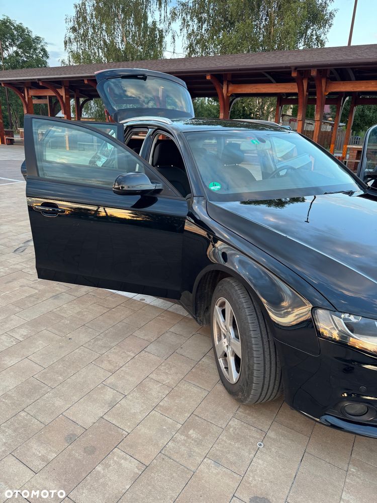 Audi A4 Avant - 11