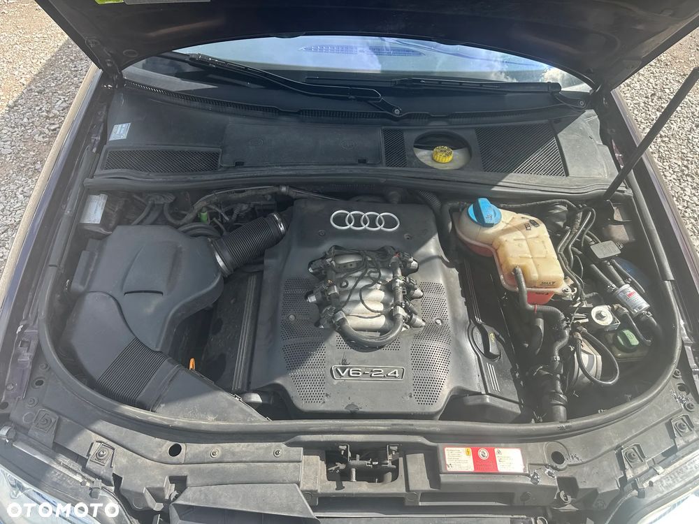 Audi A6 Avant 2.4 - 28