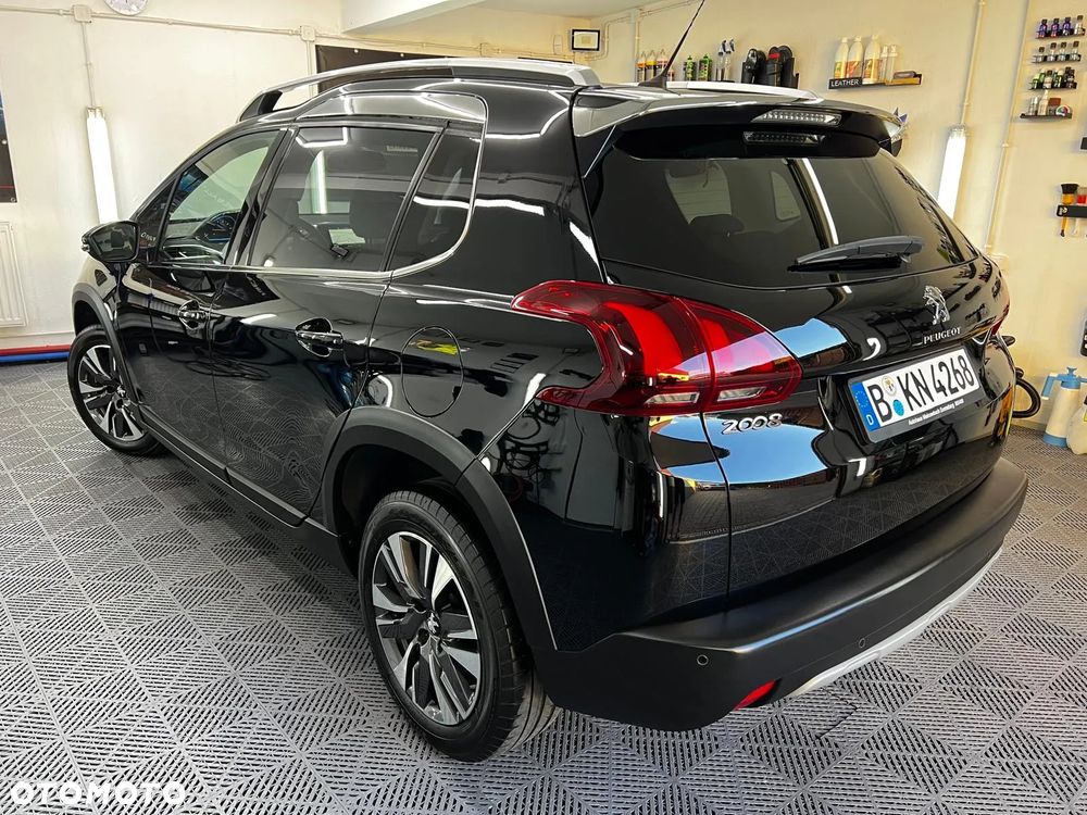 Peugeot 2008 PureTech 130 Stop&Start EAT6 Black Edition - 4