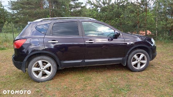 Nissan Qashqai - 4