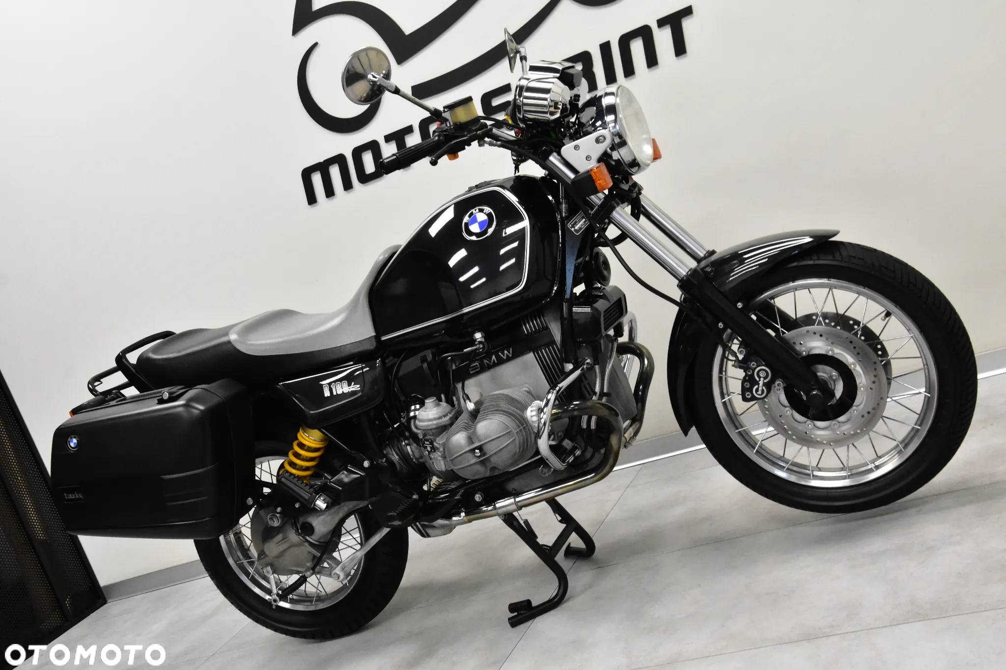 BMW R - 7