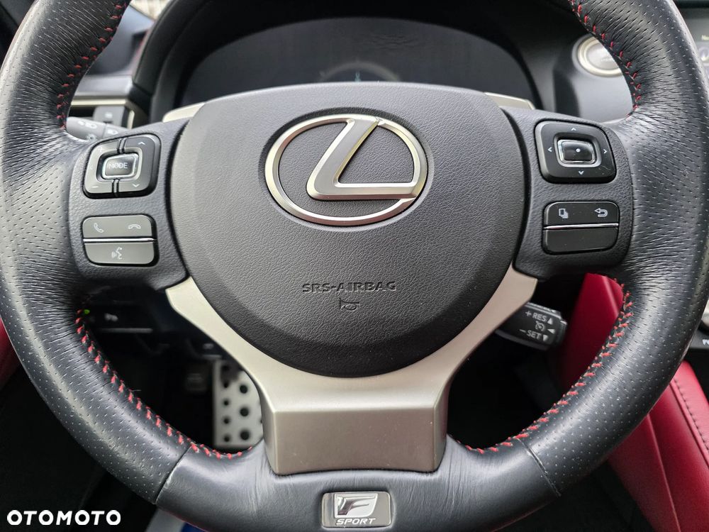 Lexus RC - 20