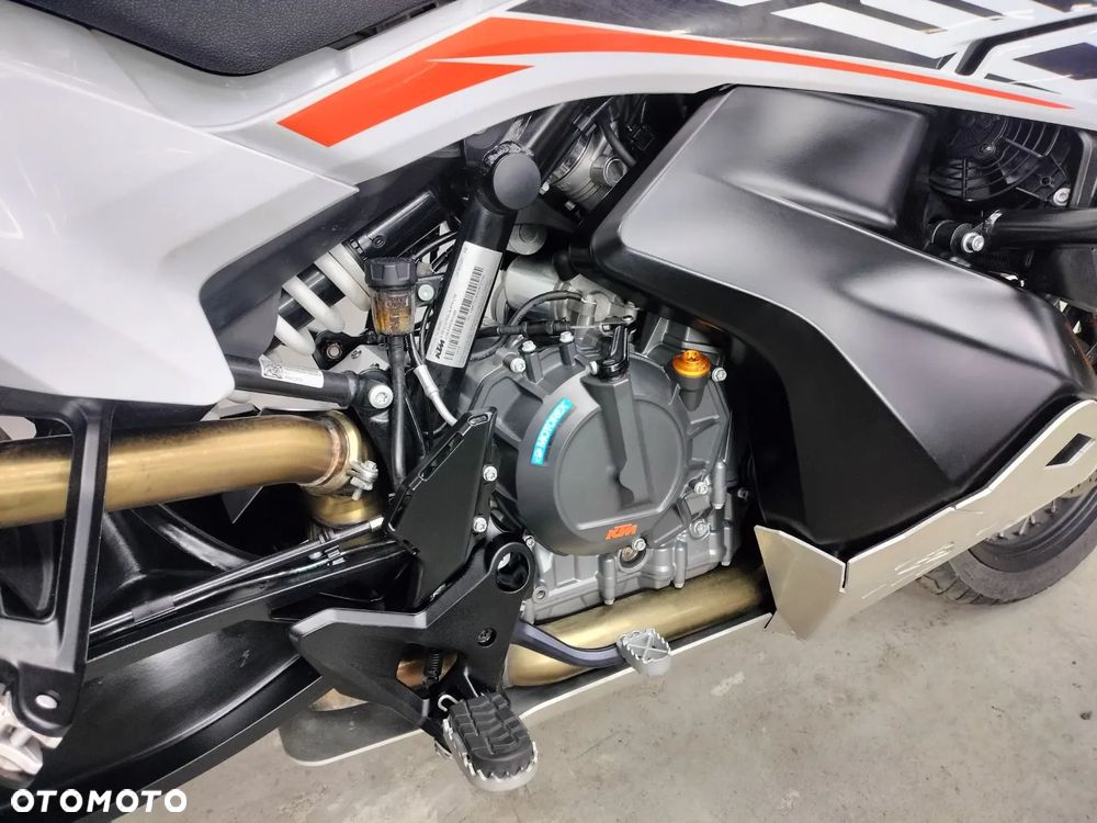 KTM Adventure - 7