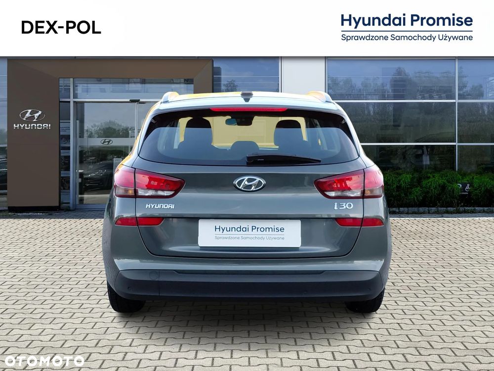 Hyundai i30 1.0 T-GDI Classic + DCT - 4