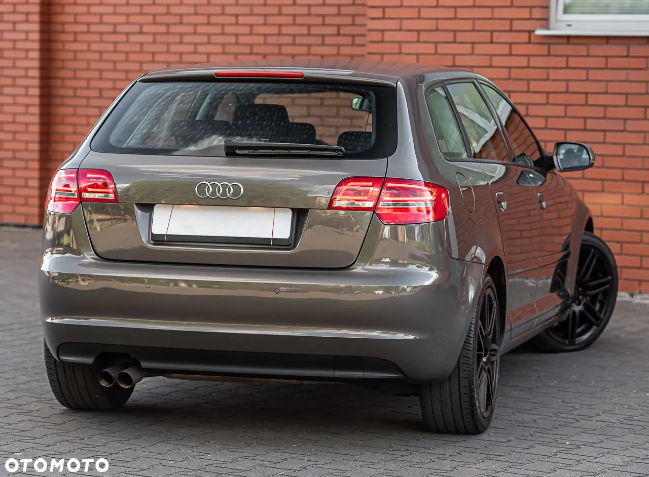 Audi A3 1.8 TFSI Ambiente - 12