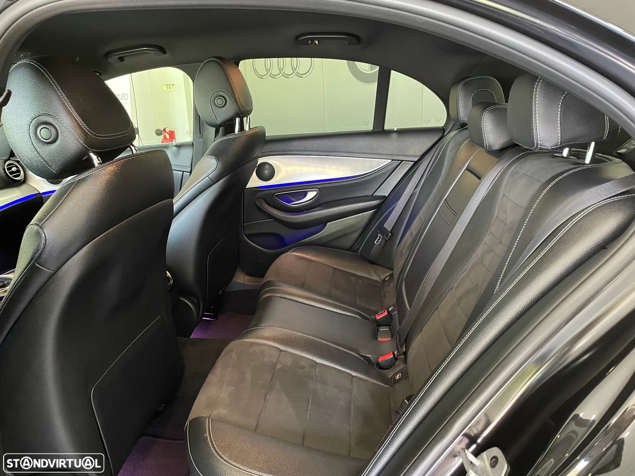 Mercedes-Benz E 220 d AMG - 28