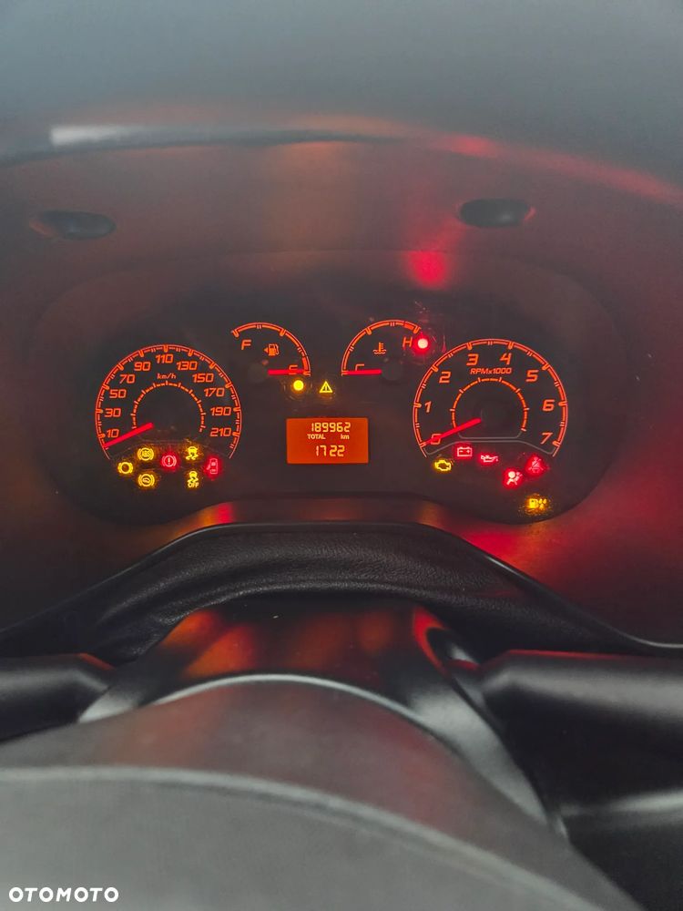 Fiat Doblo - 22