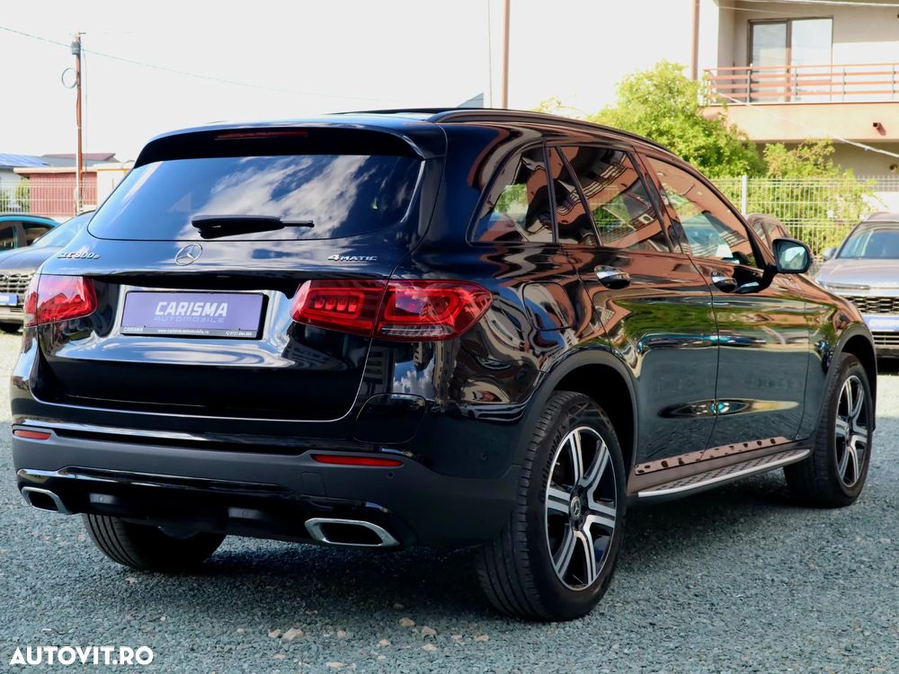 Mercedes-Benz GLC 300 e 4MATIC - 3