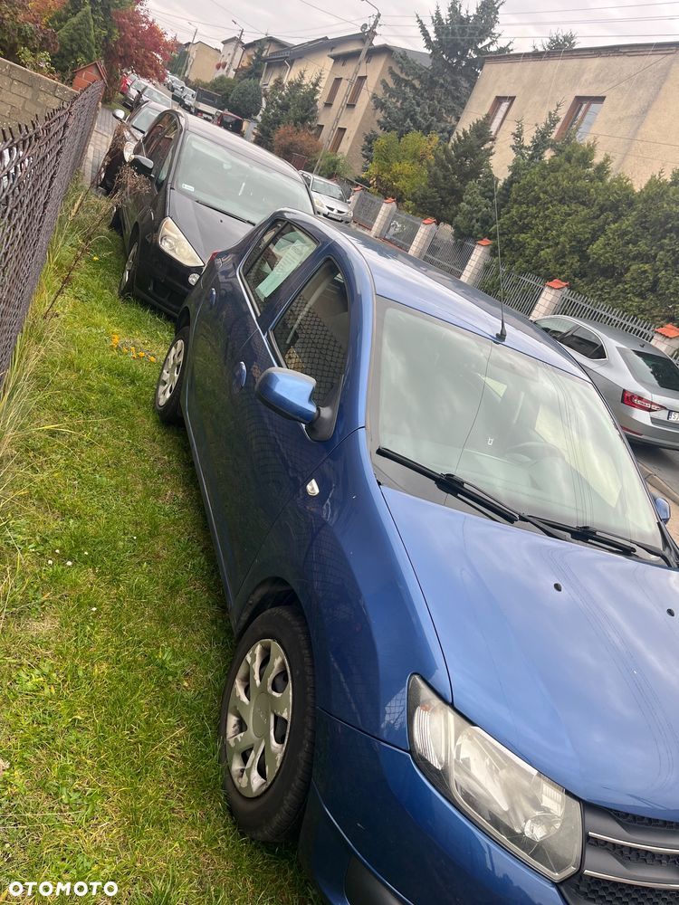 Dacia Sandero 2013 photo 2