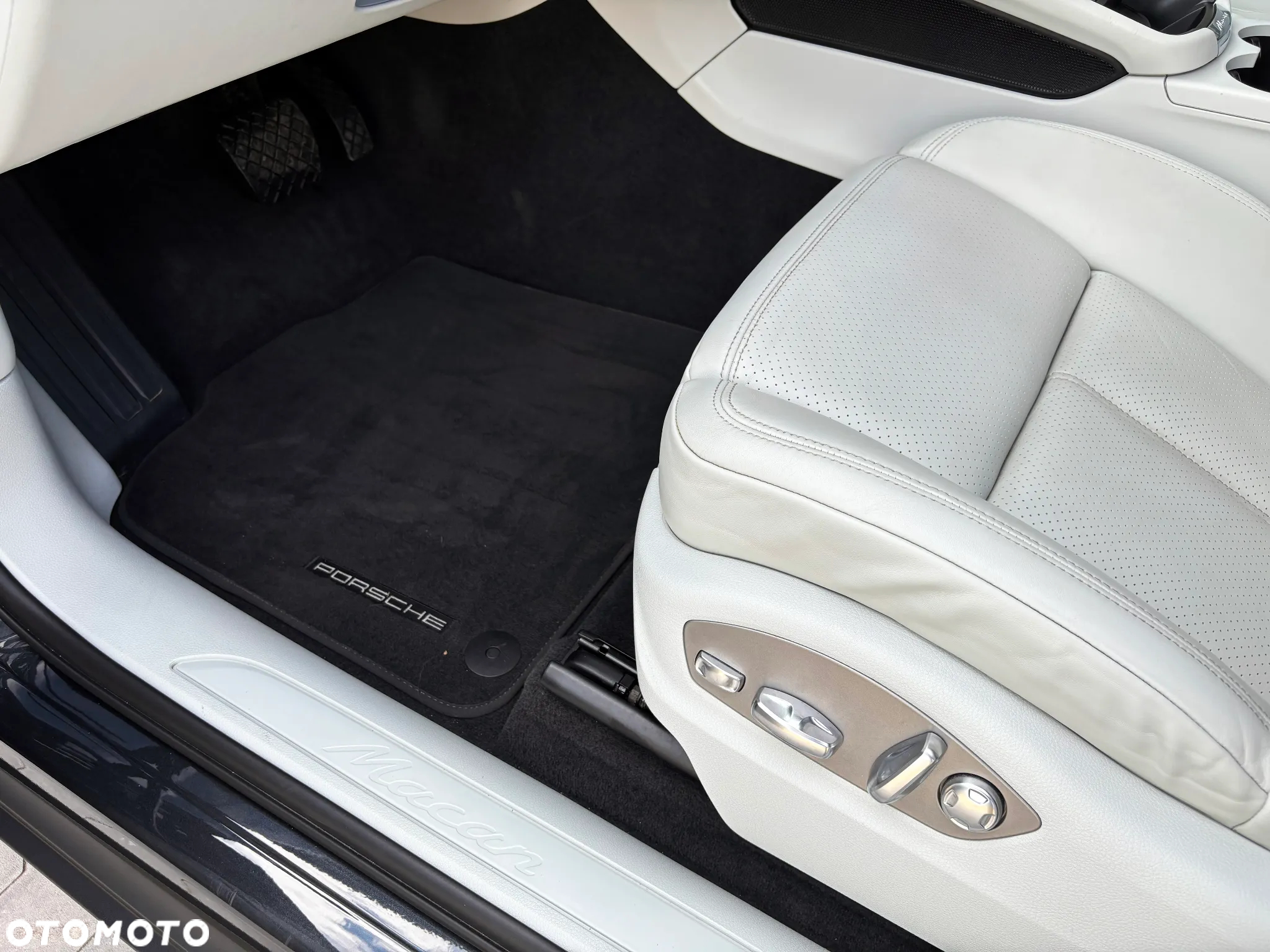 Porsche Macan - 27