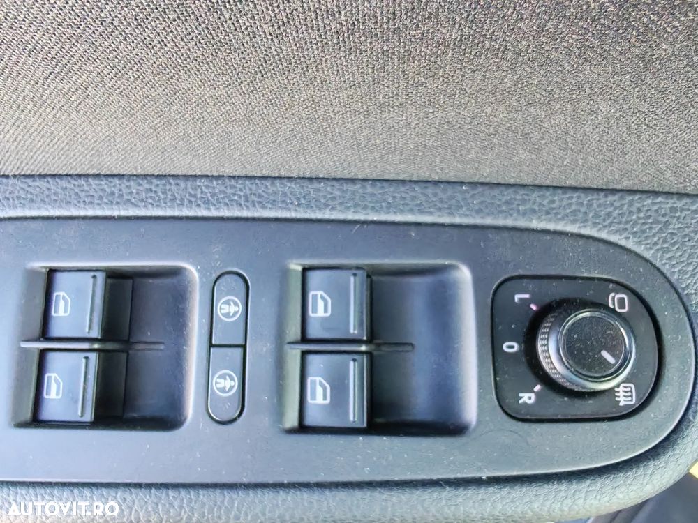 Volkswagen Sharan 2.0 TDI DSG IQ.DRIVE - 34