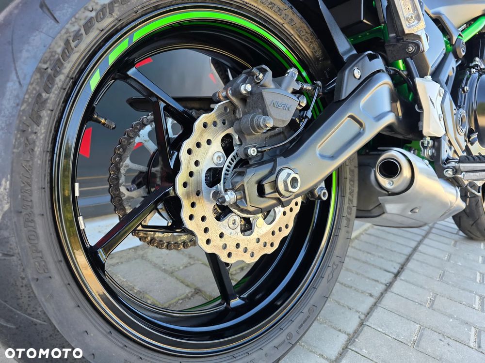 Kawasaki Z 650 - 19