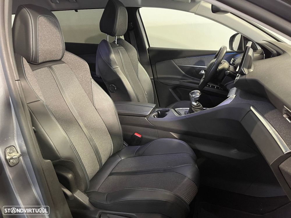 Peugeot 5008 1.5 BlueHDi Allure - 17