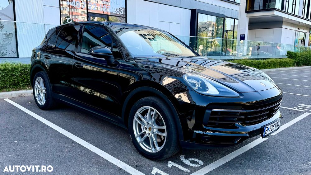 Porsche Cayenne - 2