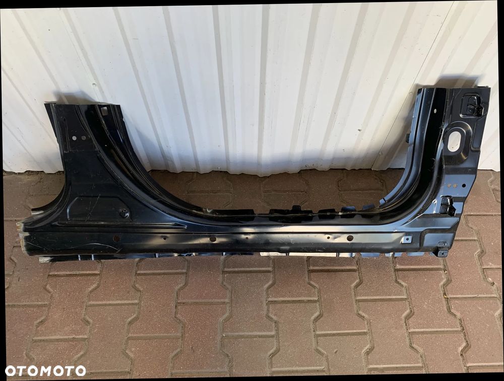 MITSUBISHI ASX PRÓG SŁUPEK PRAWY POSZYCIE PRAWE - 1
