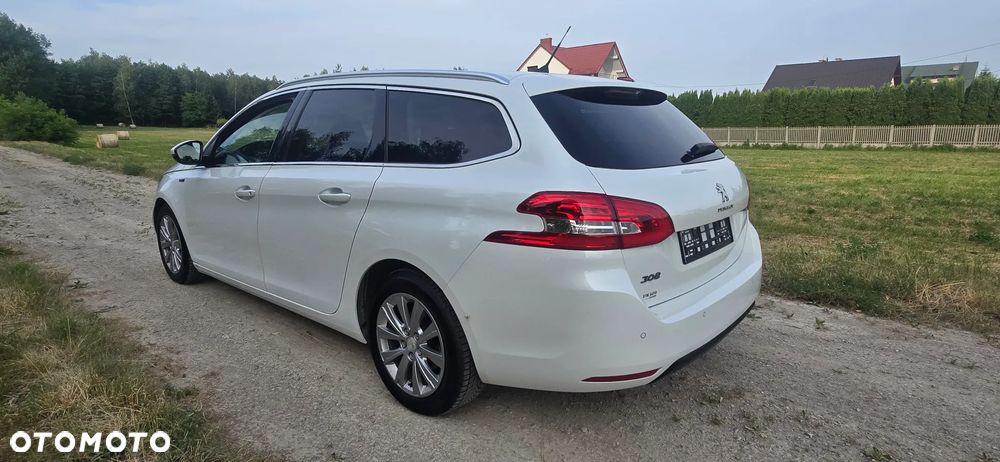 Peugeot 308 1.6 BlueHDi Allure S&S - 5
