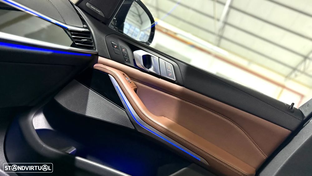 BMW X7 30 d xDrive Pack M - 39