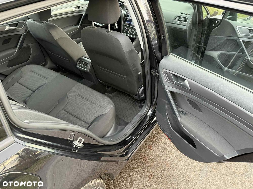 Volkswagen Golf 1.6 TDI BMT Comfortline - 30