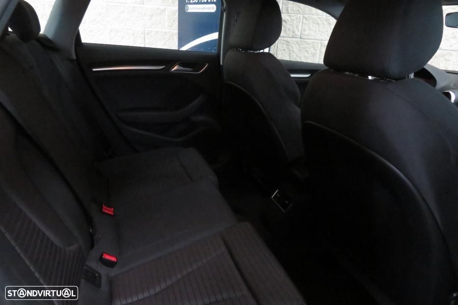 Audi A3 Sportback 2.0 TDI Sport - 25