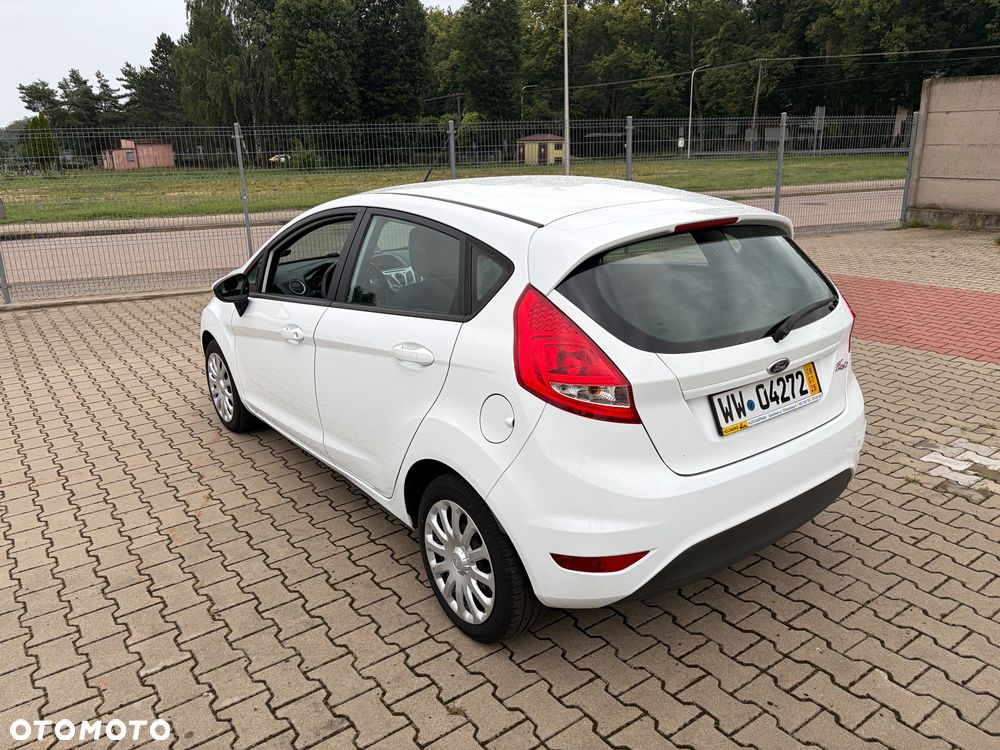 Ford Fiesta 1.25 Champions Edition - 4
