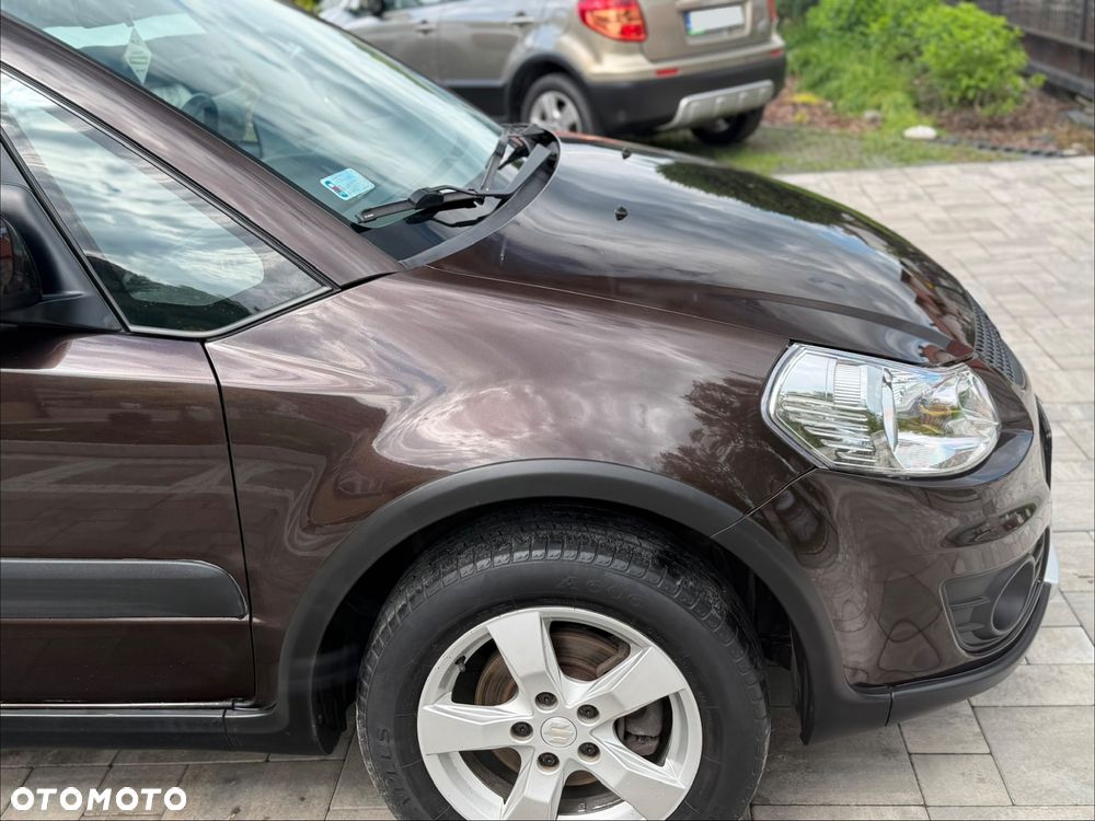 Suzuki SX4 1.6 VVT 4x4 Comfort - 27