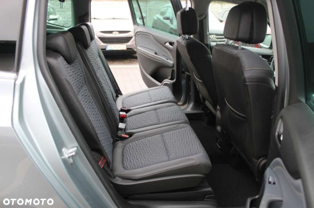 Opel Zafira - 22