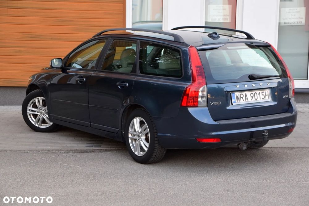 Volvo V50 2.0D DPF Momentum - 10