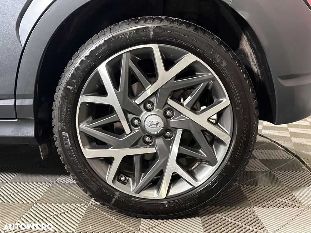 Hyundai KONA - 14