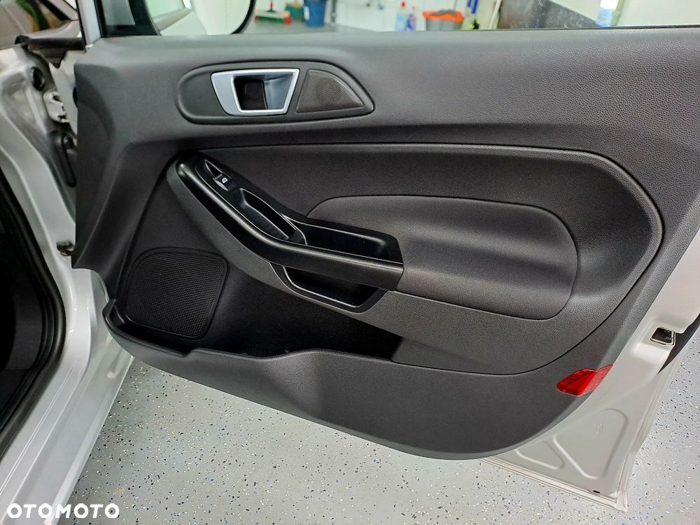 Ford Fiesta 1.25 Silver X (Trend) EU5 - 19