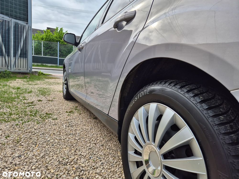 Ford Focus - 21