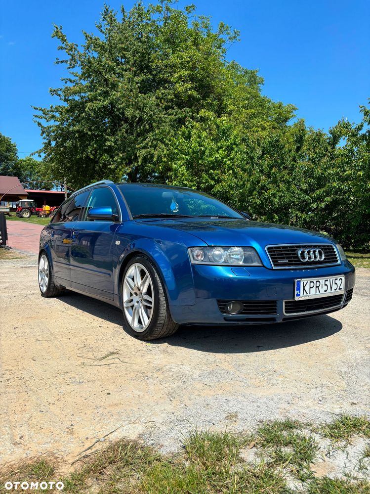 Audi A4 Avant - 1