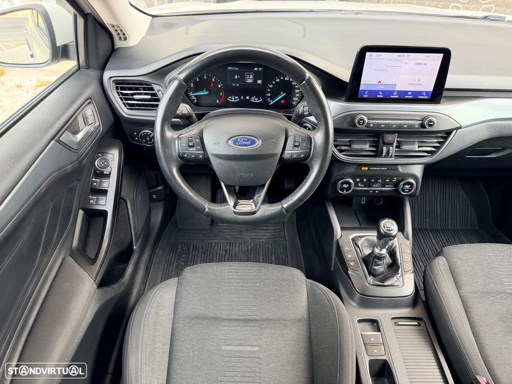 Ford Focus SW 1.0 EcoBoost Active X - 22