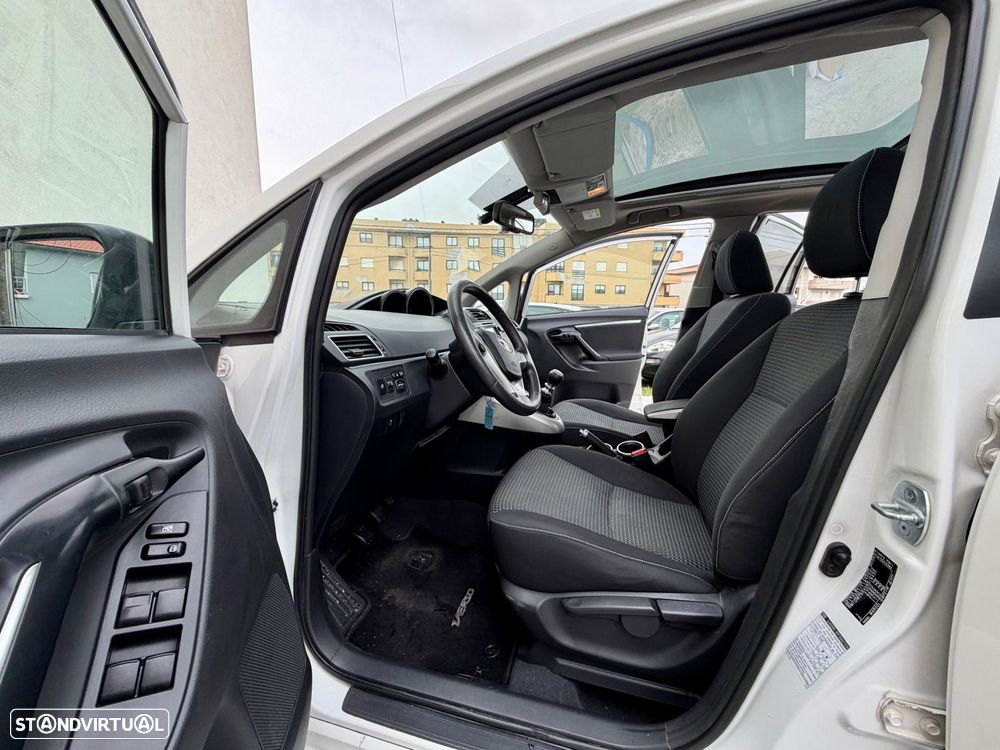 Toyota Verso 1.6 D-4D Exclusive+GPS - 13