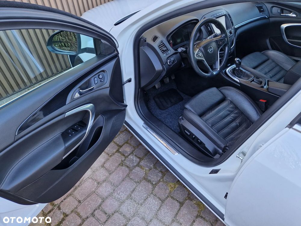 Opel Insignia - 19