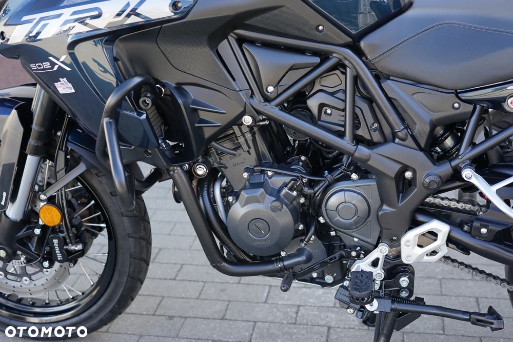 Benelli TRK 502X - 27
