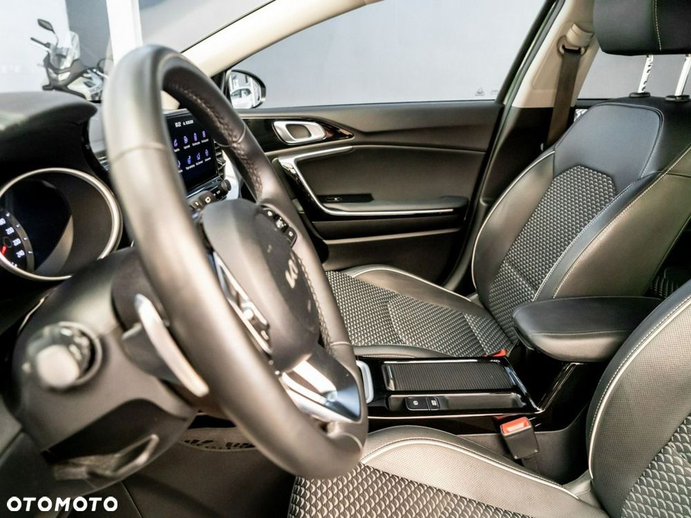 Kia Ceed 1.5 T-GDI Tribute DCT - 21