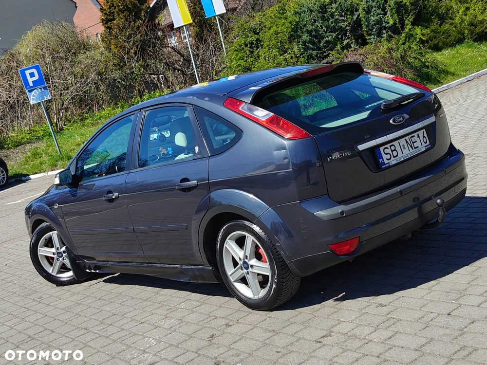 Ford Focus 1.6 TDCi Ambiente - 6