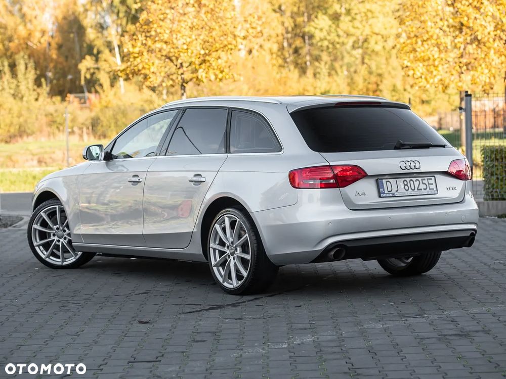 Audi A4 Avant - 9