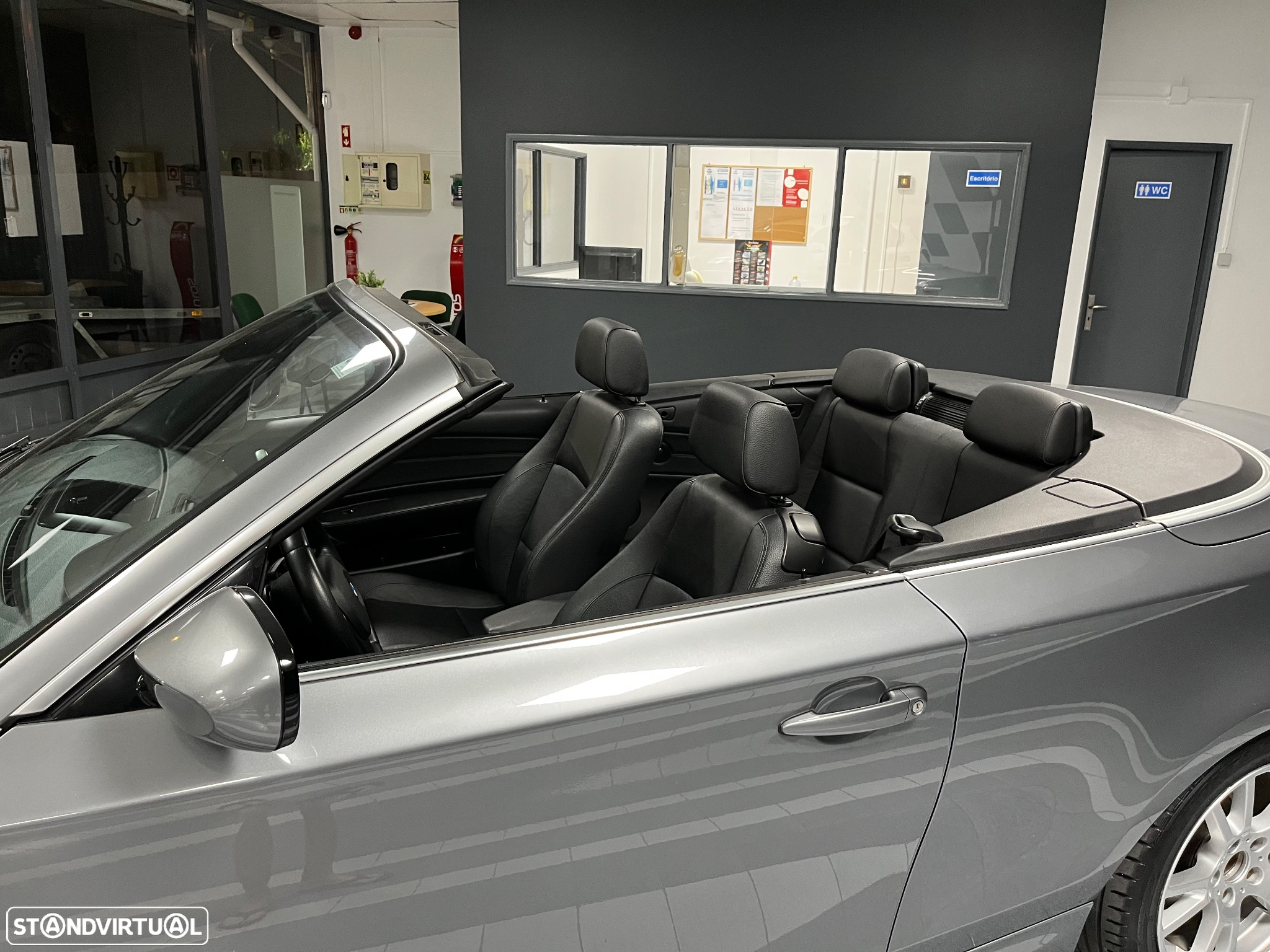 BMW 118 d Cabrio Limited Edition Lifestyle c/ M Sport Pack - 11